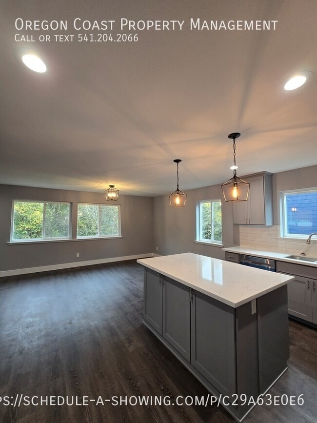 Building Photo - 4255 Sequoia Loop