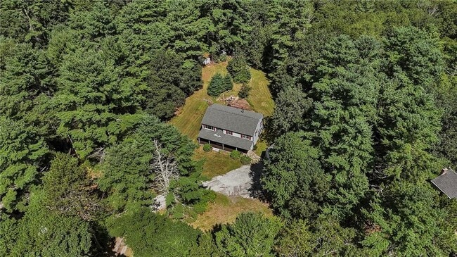 Building Photo - 125 Lewis Farm Rd