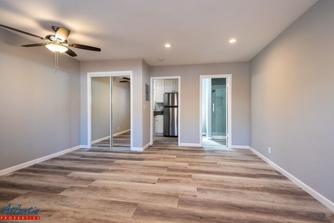 Primary Photo - 513-517 Madison Ave