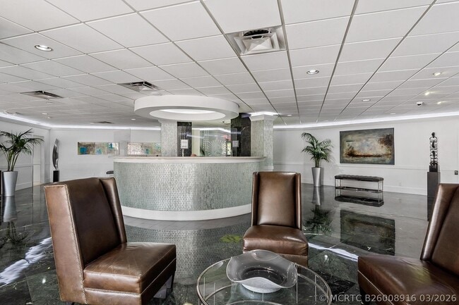 Building Photo - 3700 Galt Ocean Dr