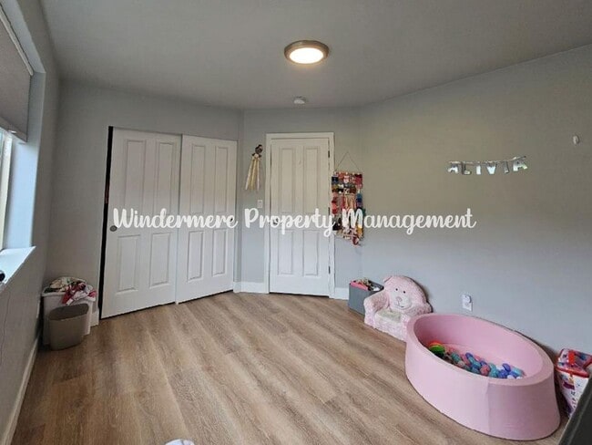 Building Photo - Commuter's Dream in Manchester!