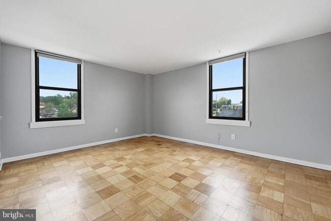 Building Photo - 4600 Duke St