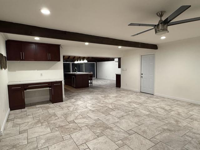 Building Photo - 8859 Kelburn Ave