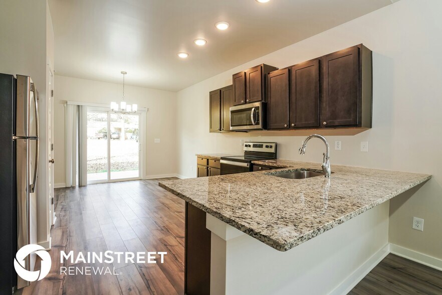 Building Photo - 7257 Owen Park Cir