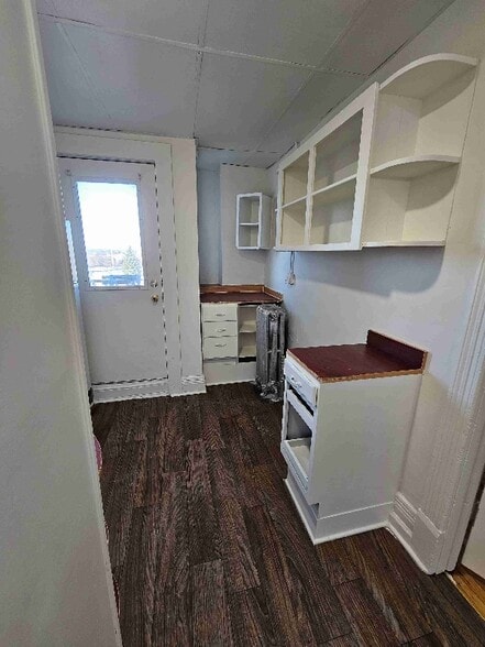 Building Photo - 309 Maple St