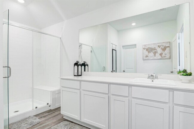 Building Photo - 27210 Woodridge Gln Dr