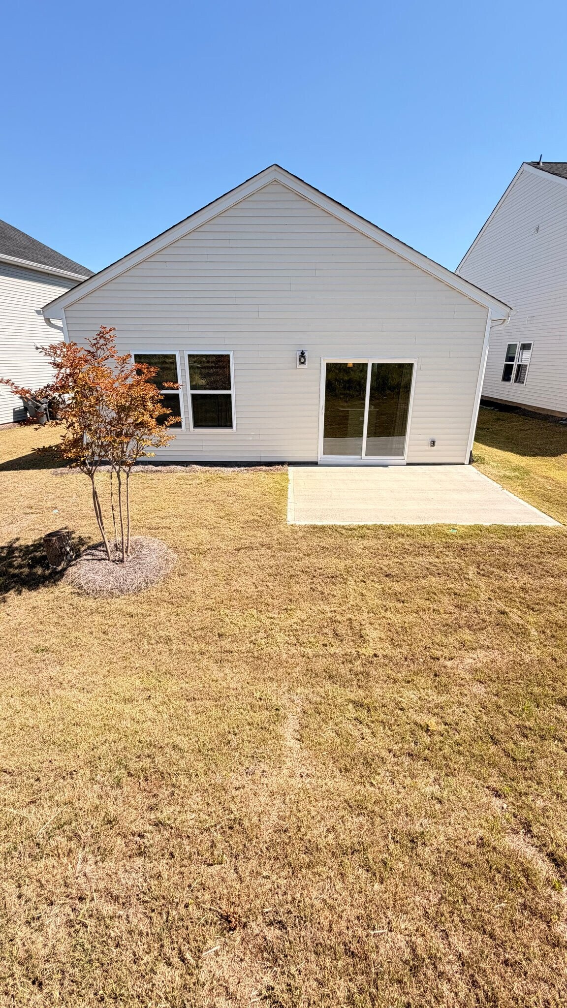 Building Photo - 1456 Donhill Dr