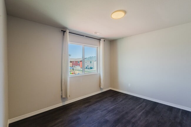 Building Photo - Beautiful 3-Bedroom Home in Ventana | Pool Community Near Fort Carson