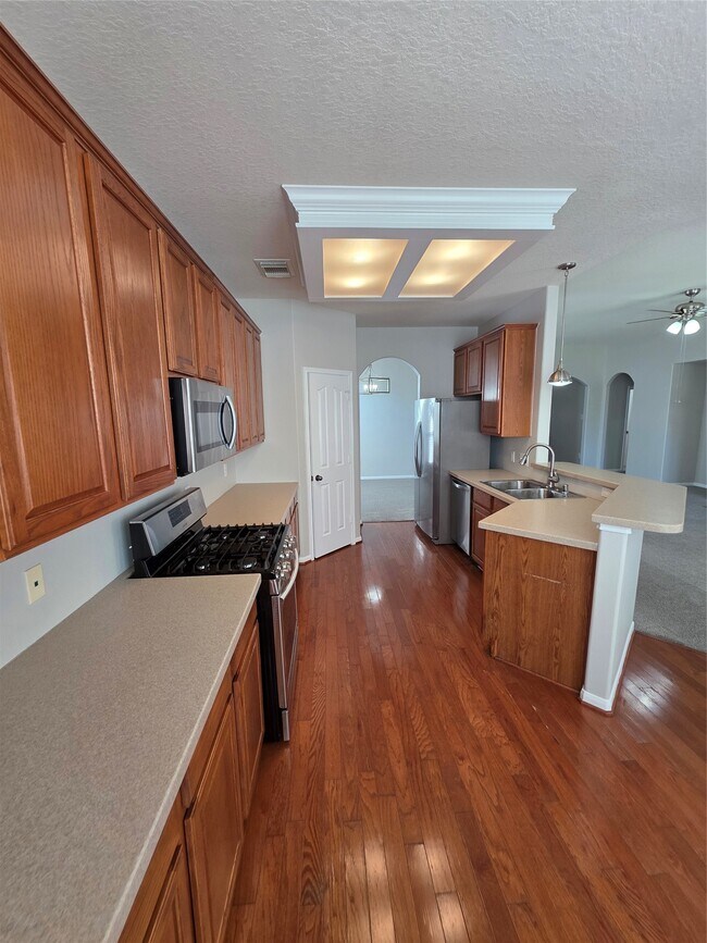 Building Photo - 6169 Mitchell Ct