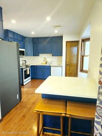 Building Photo - 316 Edinburgh Rd