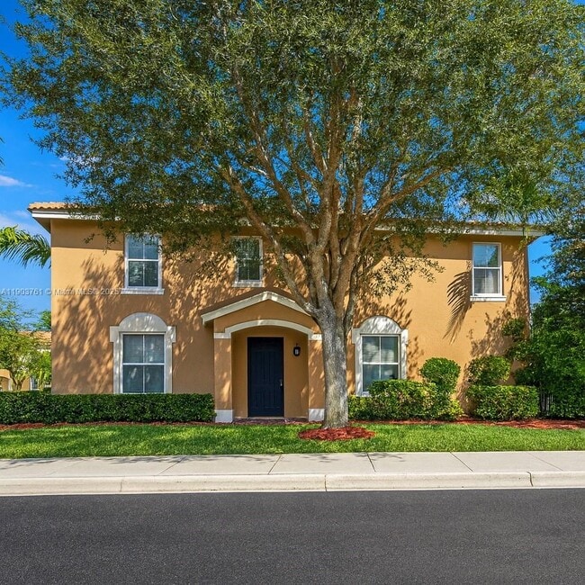 Building Photo - 2417 SE 14th St