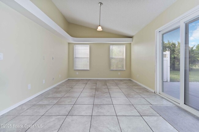 Building Photo - 3506 Egret Dr