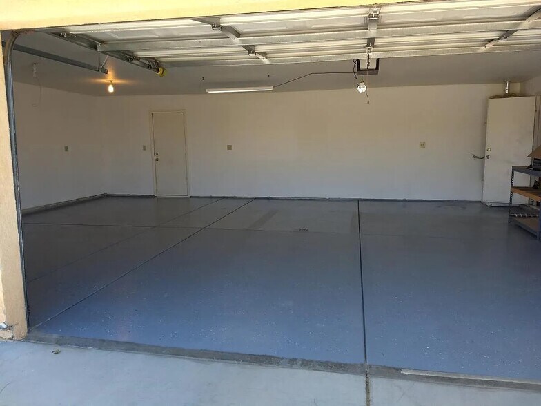 Building Photo - 16420 Los Cedros Rd