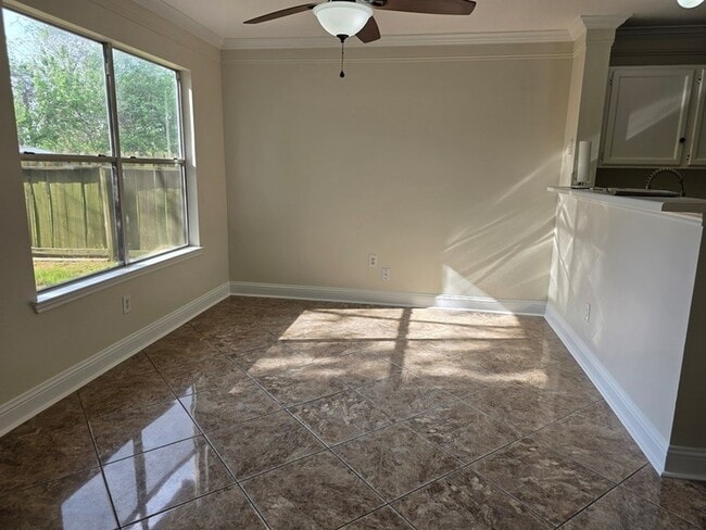 Building Photo - 16715 N Mist Dr