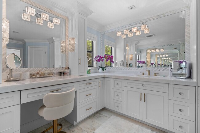 Building Photo - 6204 Celadon Cir