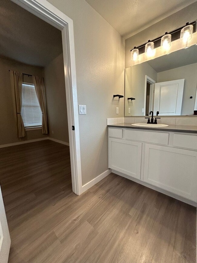 Building Photo - Beautiful Home in North Park