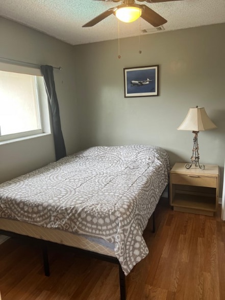 Building Photo - 14375 SW 164th Terrace