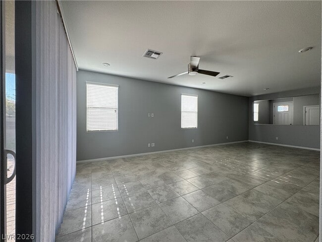 Building Photo - 7490 Lush Oasis Ave.