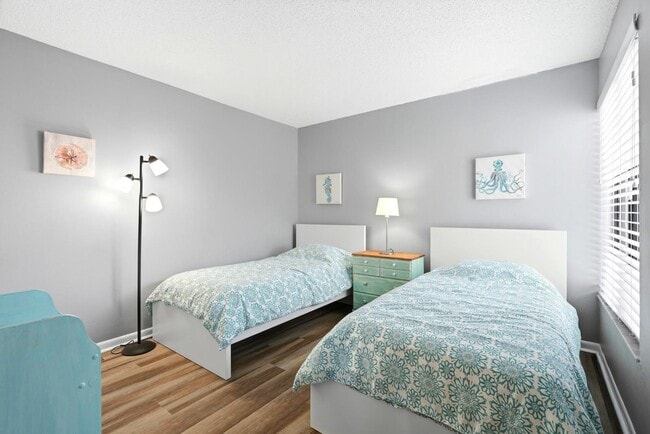 Building Photo - 6105 Palma Del Mar Blvd S