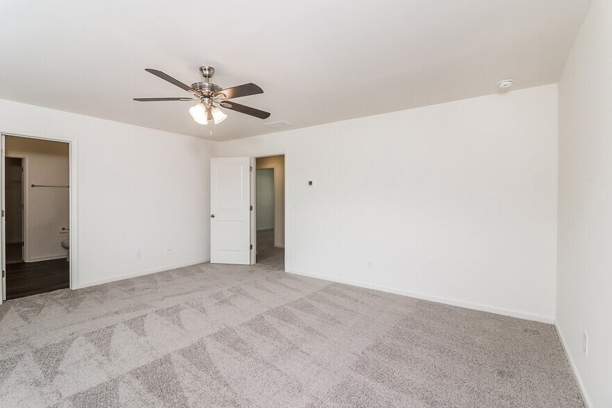 Building Photo - 7738 Sudbury Cir