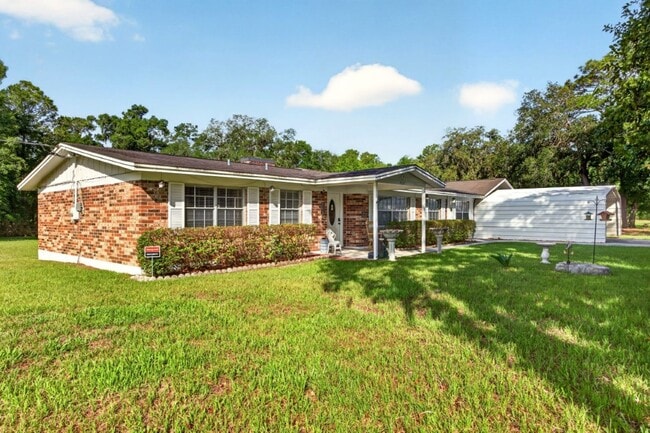 Building Photo - Bring Your Boat, RV, and Other Toys Home
