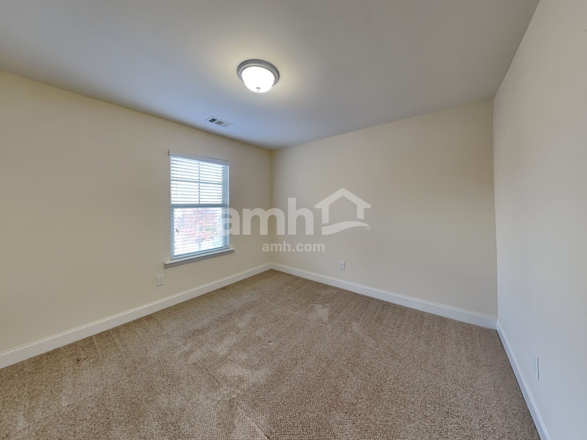 Building Photo - 2535 Beal St