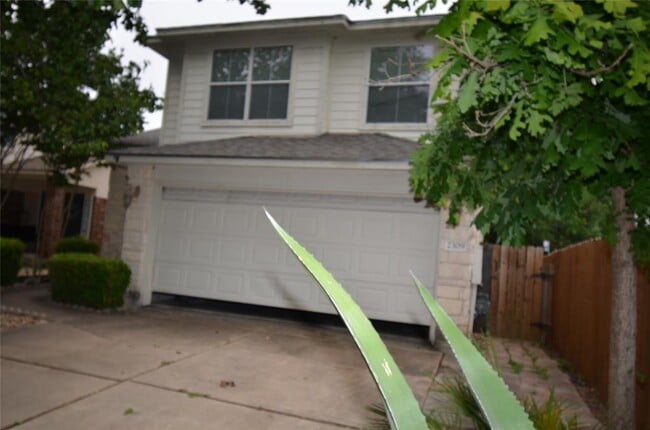 Building Photo - 2309 Jesse Owens Dr