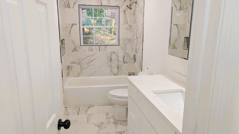 Building Photo - 6454 Boca Grande Blvd