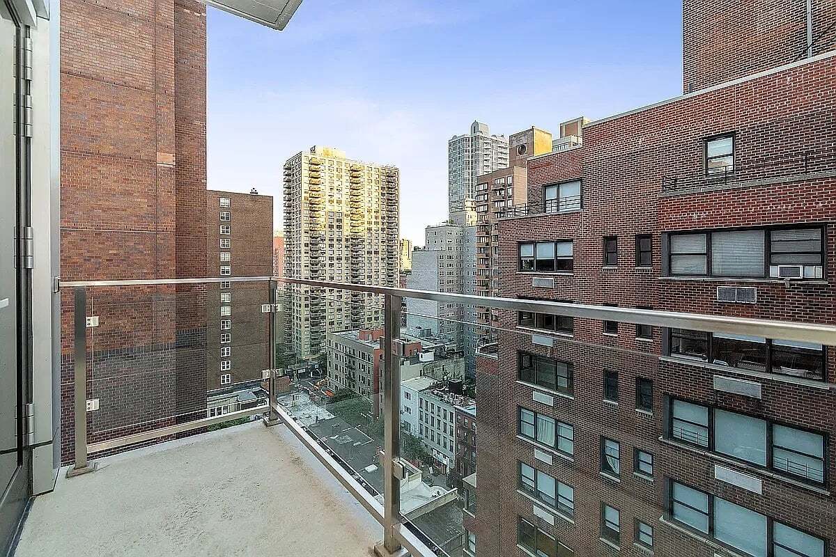 Building Photo - 227 Lexington Ave
