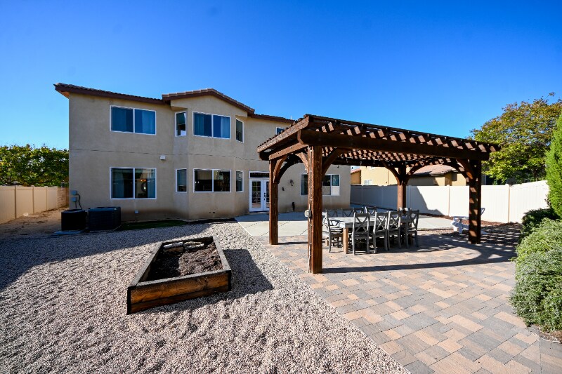 Building Photo - 31643 Serrento Dr