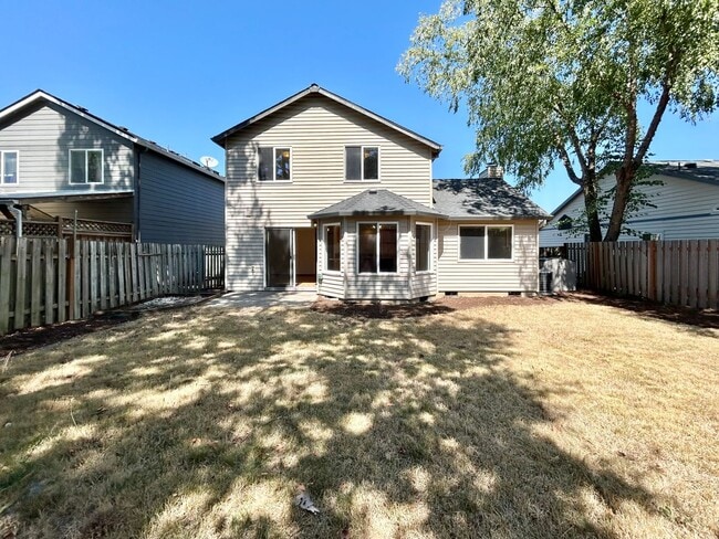Building Photo - 15612 SW Wintergreen St