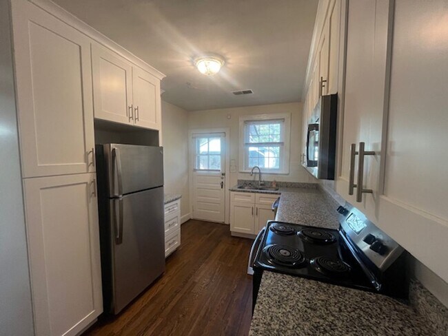 Building Photo - 2521-2521 Burney Dr