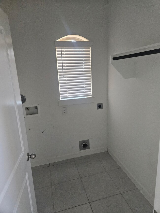 Building Photo - 5115 Klein Orchard Dr