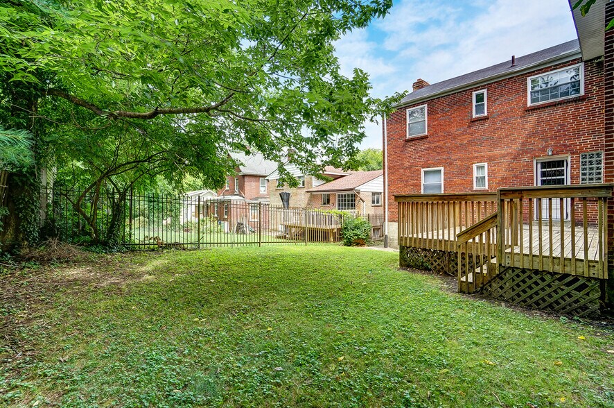 Building Photo - 531 Norway Ave