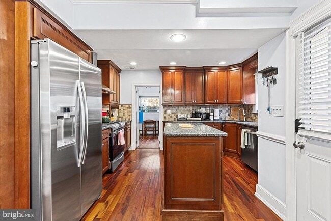 Building Photo - 4407 Whittier Rd