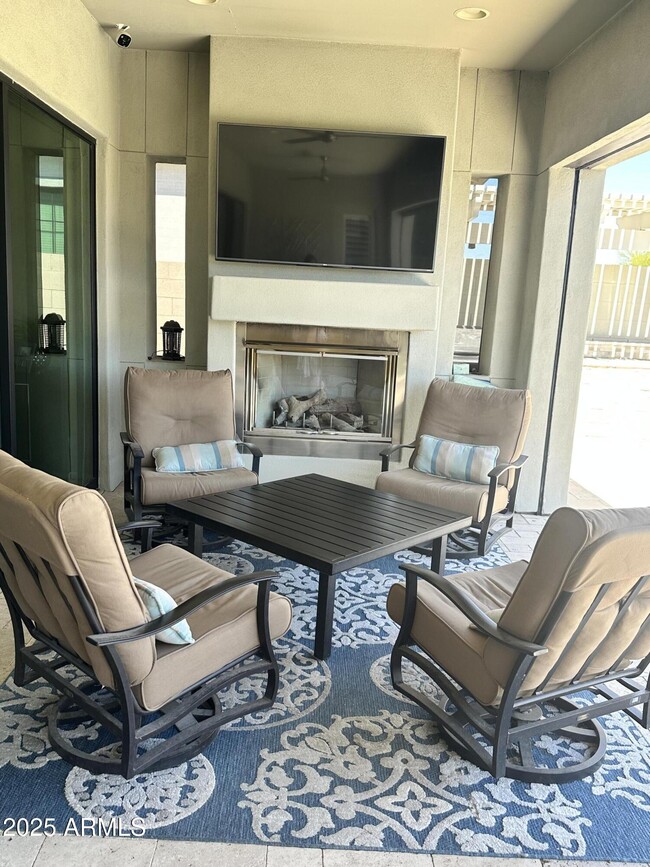 Building Photo - 4571 S Pinaleno Dr