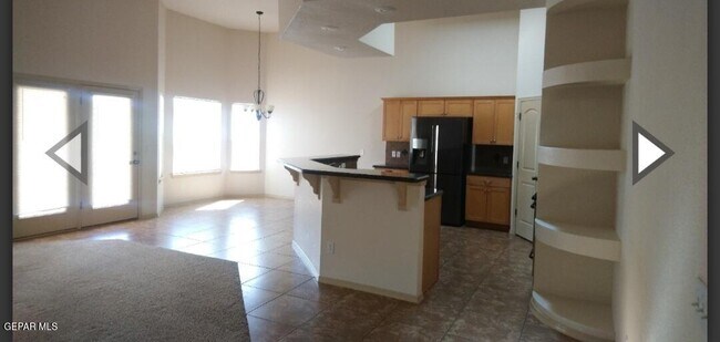 Building Photo - 6700 Cabana Del Sol Dr