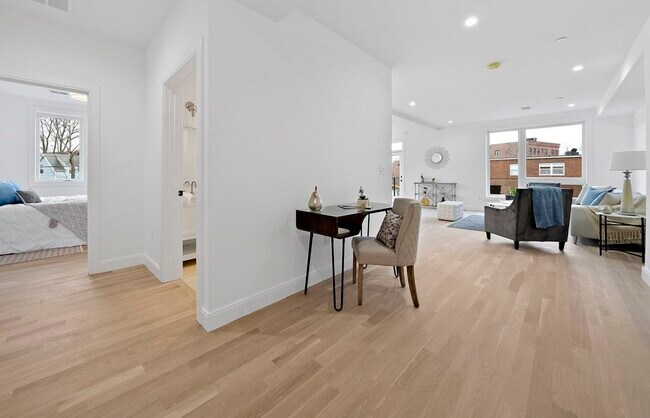 Building Photo - 1169 Adams St