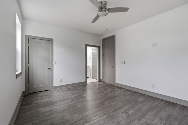 Building Photo - 122H Oceola Ave