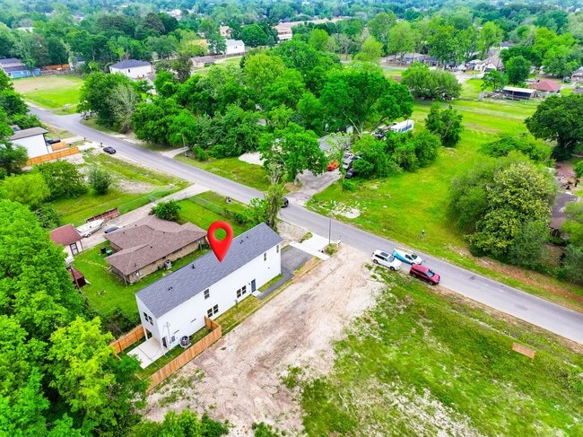 Building Photo - 7903 Sunnyhill St