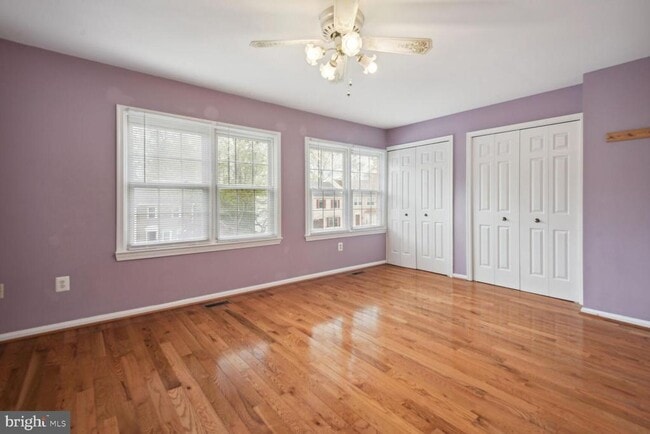 Building Photo - 3010 Mozart Dr