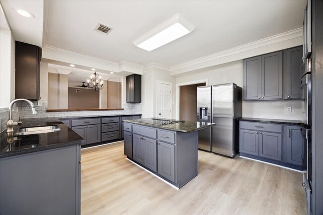Building Photo - 5315 Sunbright Ct