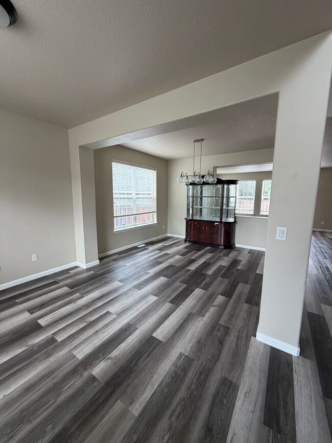 Building Photo - 3BR/3BA Two-Story Home w/ 2 Bonus Rooms, Garage, & Fenced Yard