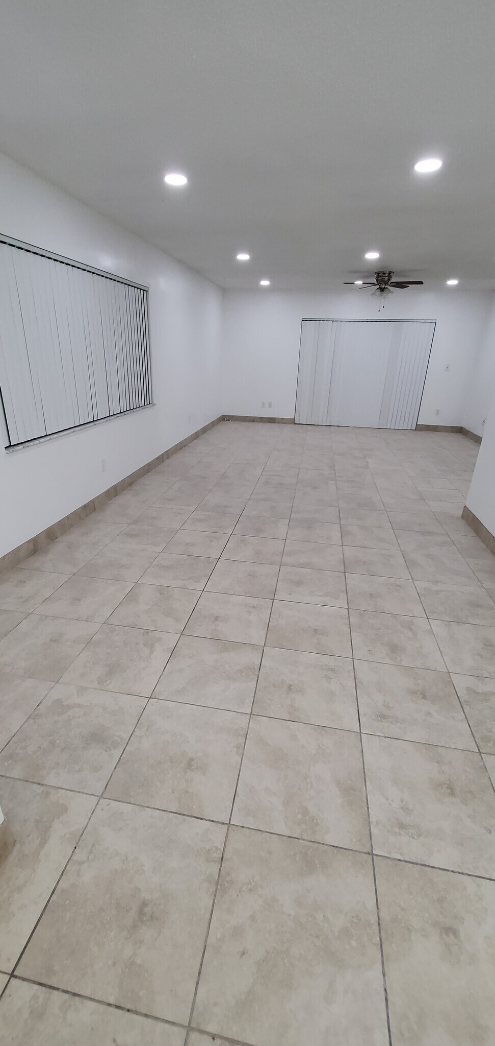 Building Photo - 1379 Summit Run Cir