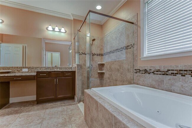 Building Photo - 19391 Long Lake Ranch Blvd