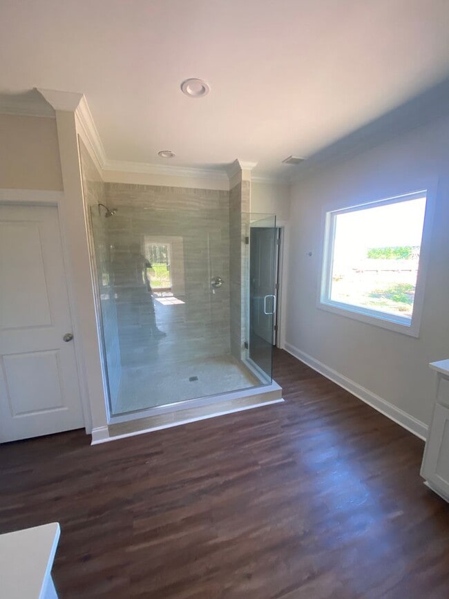 Building Photo - 127 Chapel Ct