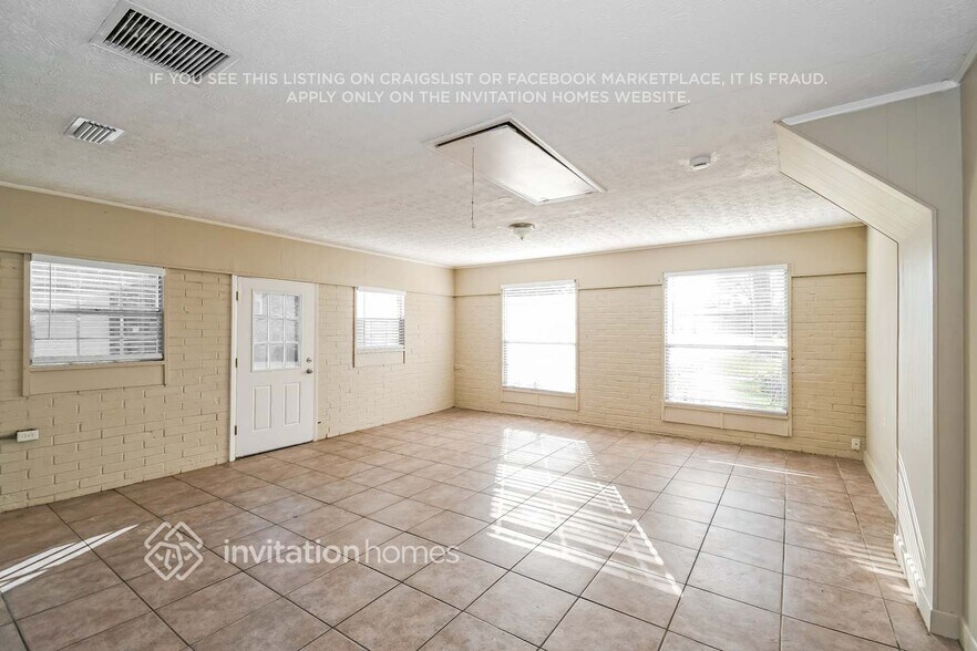 Building Photo - 117 Ridgefield Ct