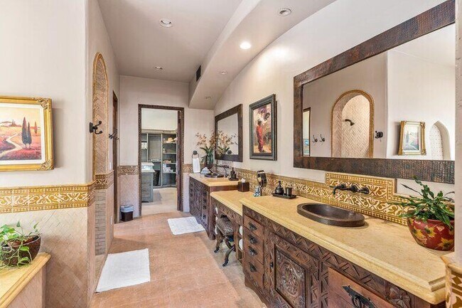 Building Photo - 83290 S Bay Dr