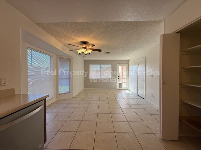 Building Photo - 20831 N 16th Ave