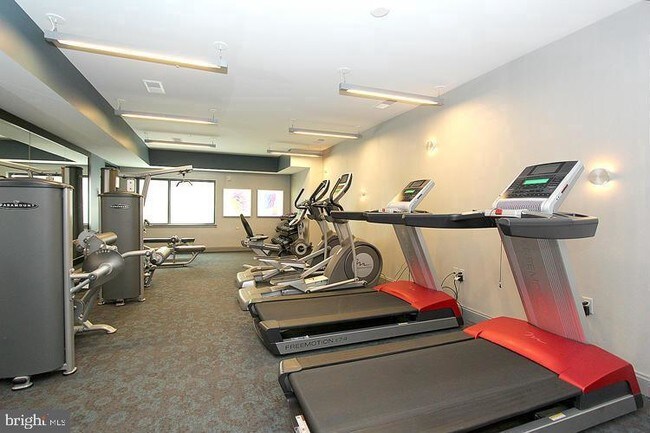 Building Photo - 8005 13th St